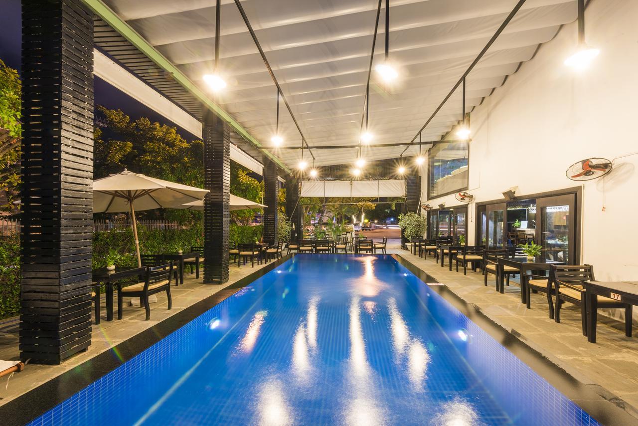 Sea Flower Hotel Da Nang Zewnętrze zdjęcie